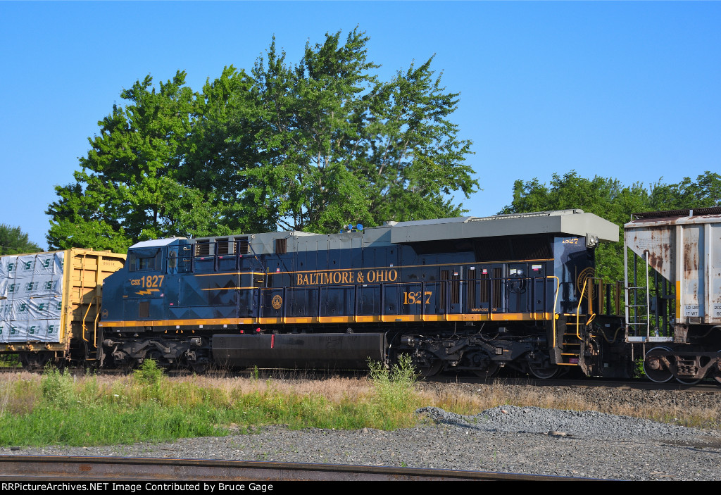 CSX 1827